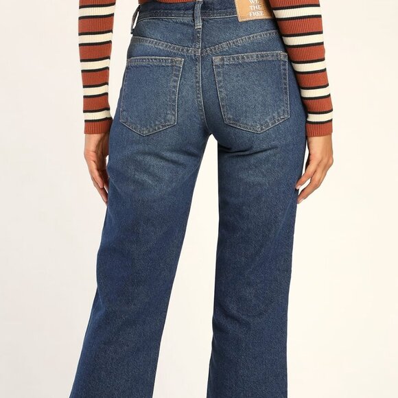 Free People Maggie Dark Wash Mid-Rise Straight Leg Raw Hem Jeans Size 26 NWT - Picture 3 of 11